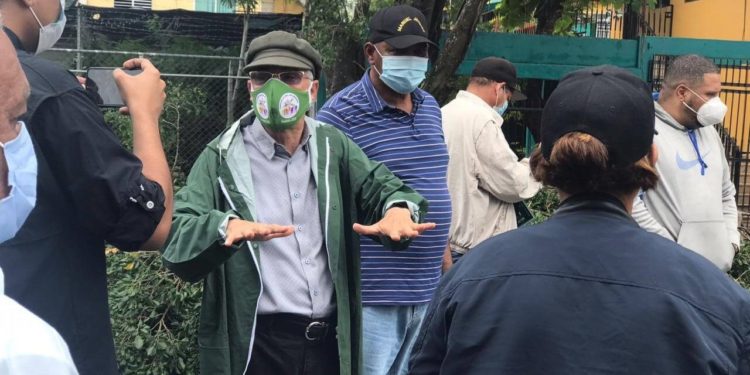 Alcalde SDE recorre sectores afectados por tormenta Laura