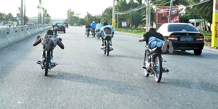 DIGESETT apresa organizadores carrera clandestina en Sabana Perdida