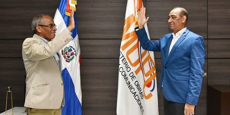 Deligne Ascención designa Onéximo González asesor MOPC