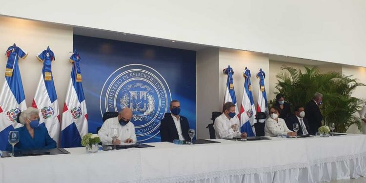 Gobierno firma acuerdo con ONU fortalecer lucha anticorrupción