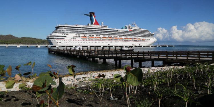 Ministerio Turismo y Autoridad Portuaria anuncian reinicio operaciones entrada cruceros