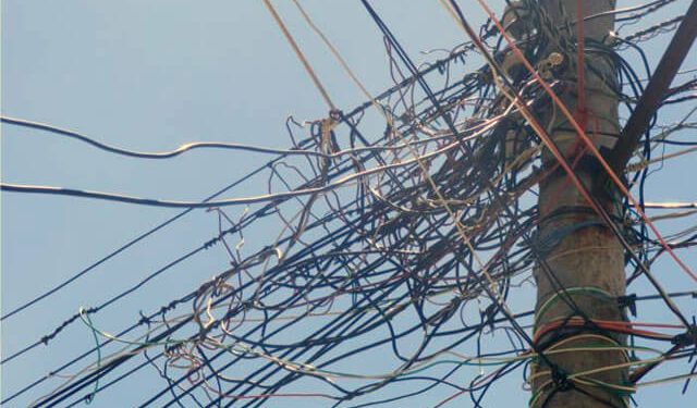 La Pgase y Edesur refuerzan estrategias contra el fraude eléctrico