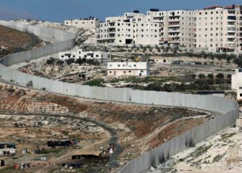 Israel anuncia construcción viviendas aislarían barrios palestinos