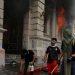 Manifestantes incendian Congreso Guatemala durante protesta