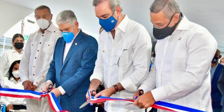 Senador Duarte inaugura oficina senatorial
