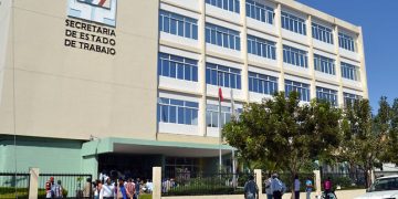 Ministerio Trabajo informa días feriados año 2021