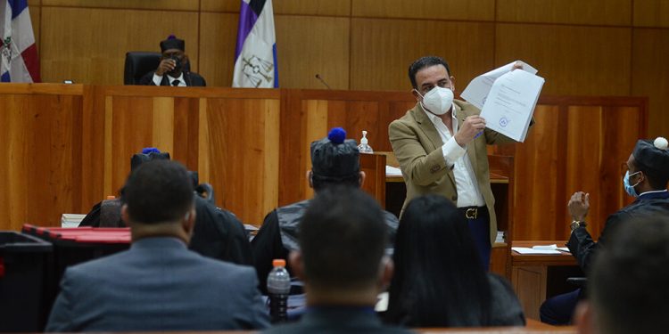 Yeni Berenice: «El mayor talento financiero del mago de las finanzas Alexis Medina Sánchez, era ser hermano del Presidente»