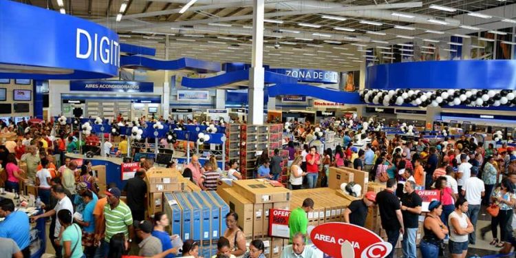 Consumo con tarjetas alcanza RD$4,300 millones durante Viernes Negro