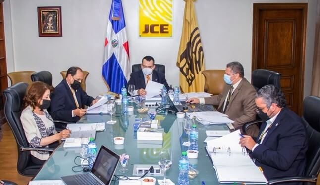 JCE: «Este martes vence plazo partidos opinen orden boleta y distribución recursos»