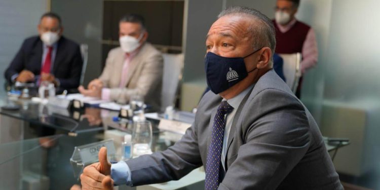 Gobierno pondera participación sector privado proyecto vivienda Familia Feliz