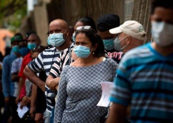 Instituto advierte Covid-19 mantiene bajo amenaza salud mental familias dominicanas