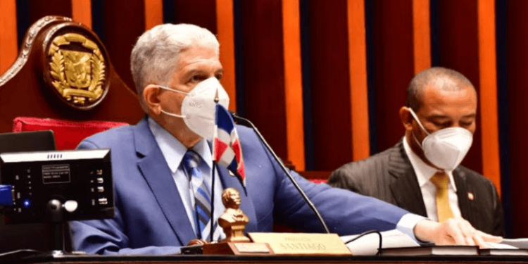 Presidente Senado: «Peaje carretera Samaná es el mejor ejemplo de como no debe ser un contrato»