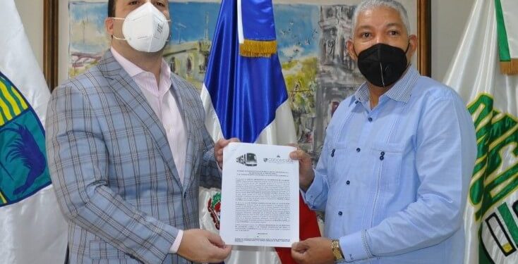 Omsa y Codopesca firman acuerdo cooperación