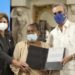 274 familias de Villa Altagracia reciben títulos de viviendas