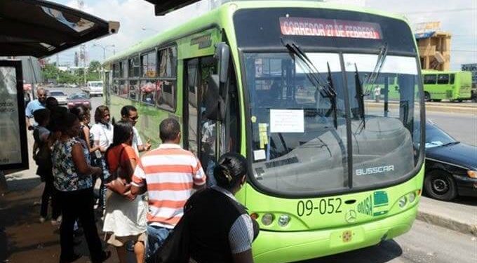 OMSA e Industria y Comercio implementarían corredores con autobuses a gas natural