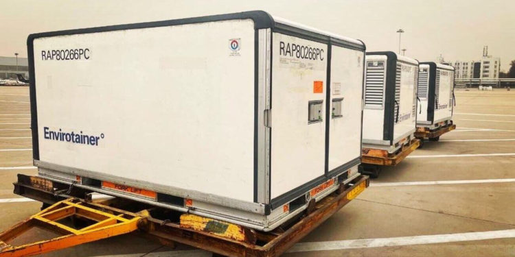 Más de un 1 millón de vacunas llegan de China