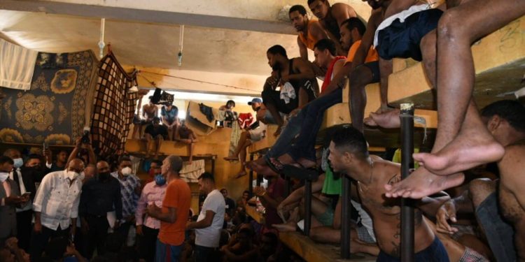 Diputado FP denuncia condiciones infrahumanas y hacinamiento cárcel Higüey