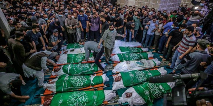 Se elevan a 188 muertos por bombardeos de Israel en Gaza; 55 son niños
