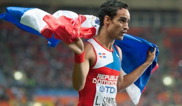 Luguelín Santos se queja por falta de apoyo Ministerio Deportes