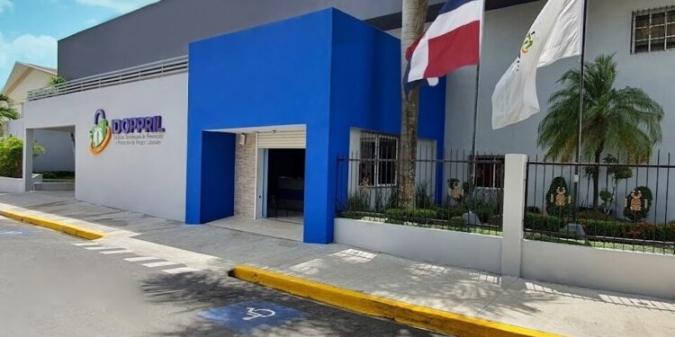 Gobierno entrega RD$1,088 millones por viudez, orfandad y discapacidad