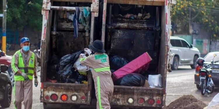 Ayuntamiento SDE establece horario recogida basura comercios