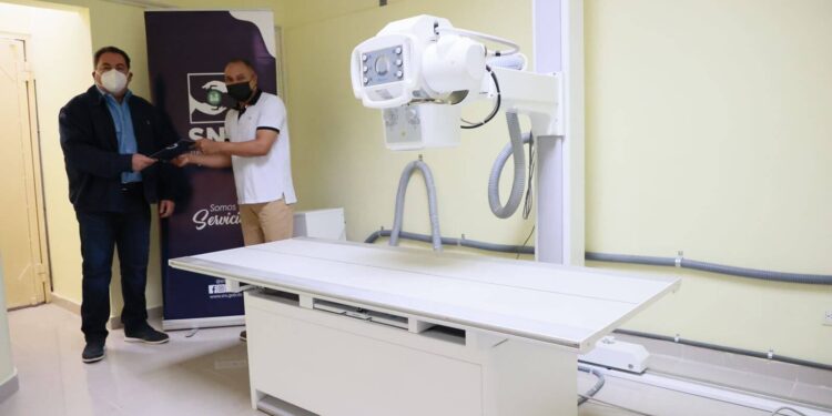 SNS entrega equipos a seis centros médicos del GSD