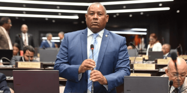 Investigan diputado PRD por proteger vinculado a narcotráfico