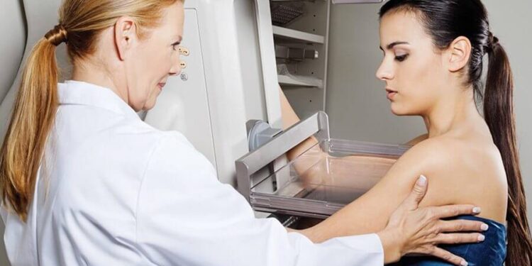Realizan jornadas de prevención cáncer de mama