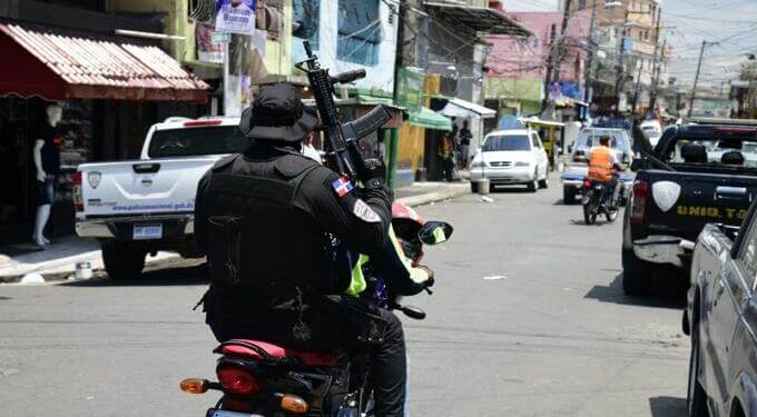 Experto en seguridad: «Desarme a policías fuera de servicios disminuiría actos delictivos y criminalidad»