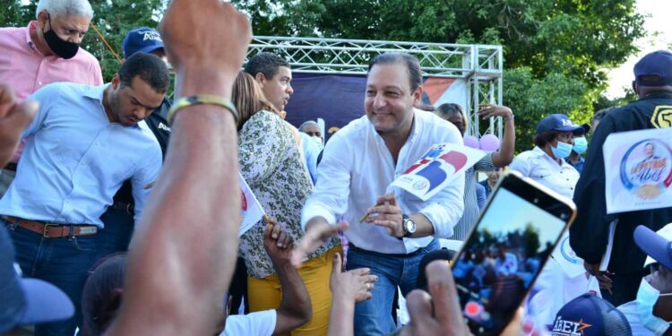 Abel Martínez al Gobierno: «Se van porque no han sabido defender la dignidad de los dominicanos»