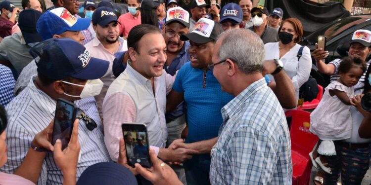 Abel Martínez: “Falta de oportunidades está empujando a jóvenes a las calles”