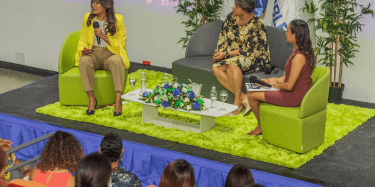 País Posible realiza Foro de Mujeres Posibilistas