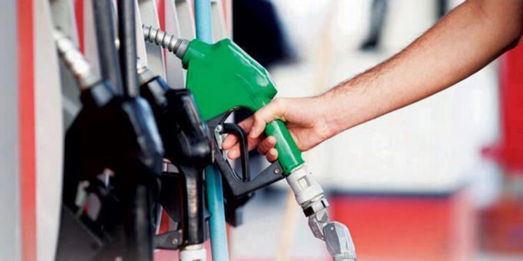 Precios combustibles se mantienen invariables