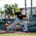 Estrellas contratan relevista Shea Spitzbarth