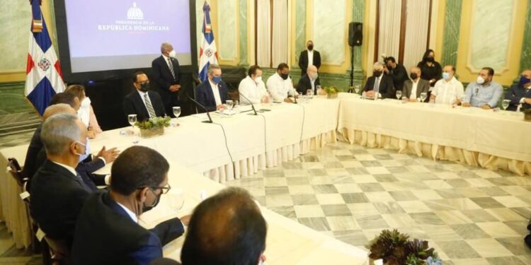 Liderazgo político llama comunidad internacional asumir rescate Haití
