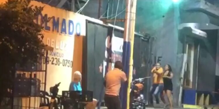 De cartuchazo matan comerciante en Villa Mella