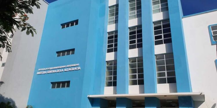 Nace primer bebé del año en Maternidad la Altagracia