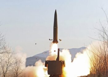 Corea del Norte: Pyongyang lanza nuevo misil
