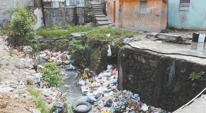 Abinader deja iniciados trabajos saneamiento cañada Guajimía