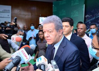 Leonel Fernández: «La crisis no es excusa para no atender problemas del país»