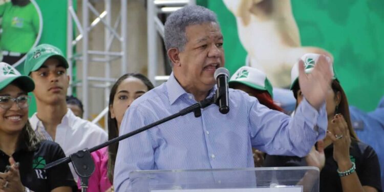 Leonel: «El gobierno no sabe resolver los problemas del país»