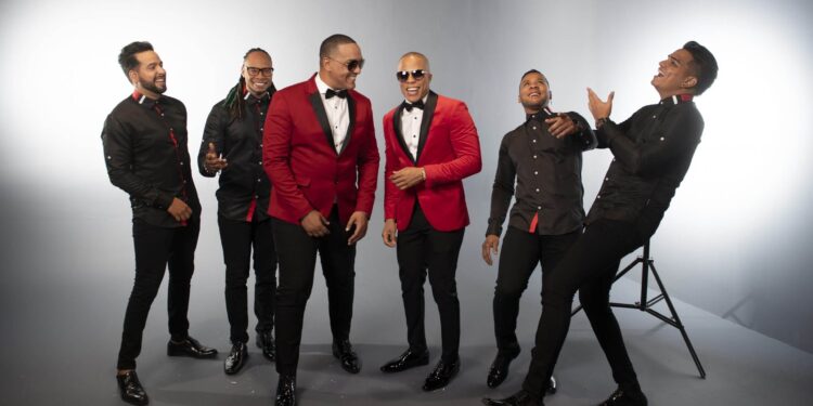 Chiquito Team Band contagia de salsa EEUU