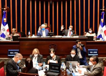 Senado implementa sistema voto automatizado en sesiones