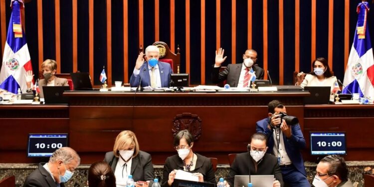 Senado implementa sistema voto automatizado en sesiones
