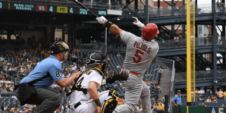 Albert Pujols conectó dos jonrones ante Piratas