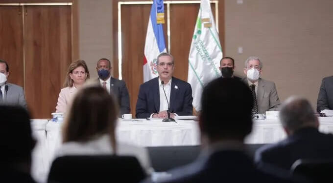Abinader insiste reforma constitucional de consenso