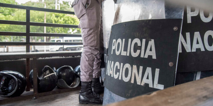 FCS califica de mediáticas medidas gobierno en materia policial 