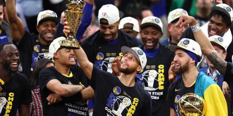 Warriors se coronan campeones NBA