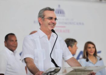 Presidente Abinader: «El Gobierno ha aumentado las ayudas sociales como nunca»