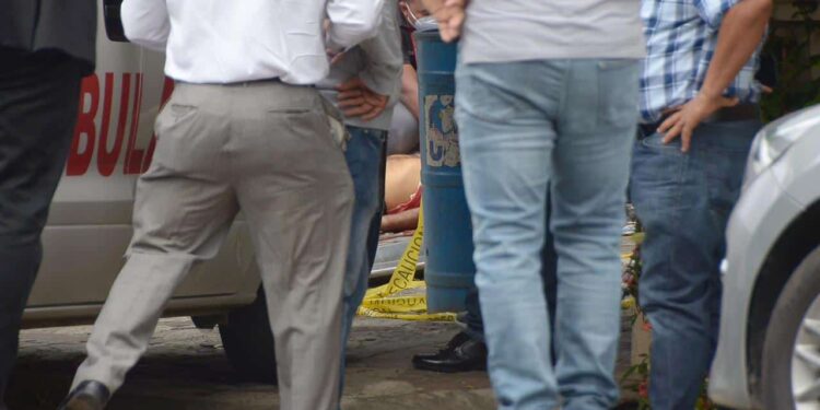 CARD condena crimen abogado en Santiago
